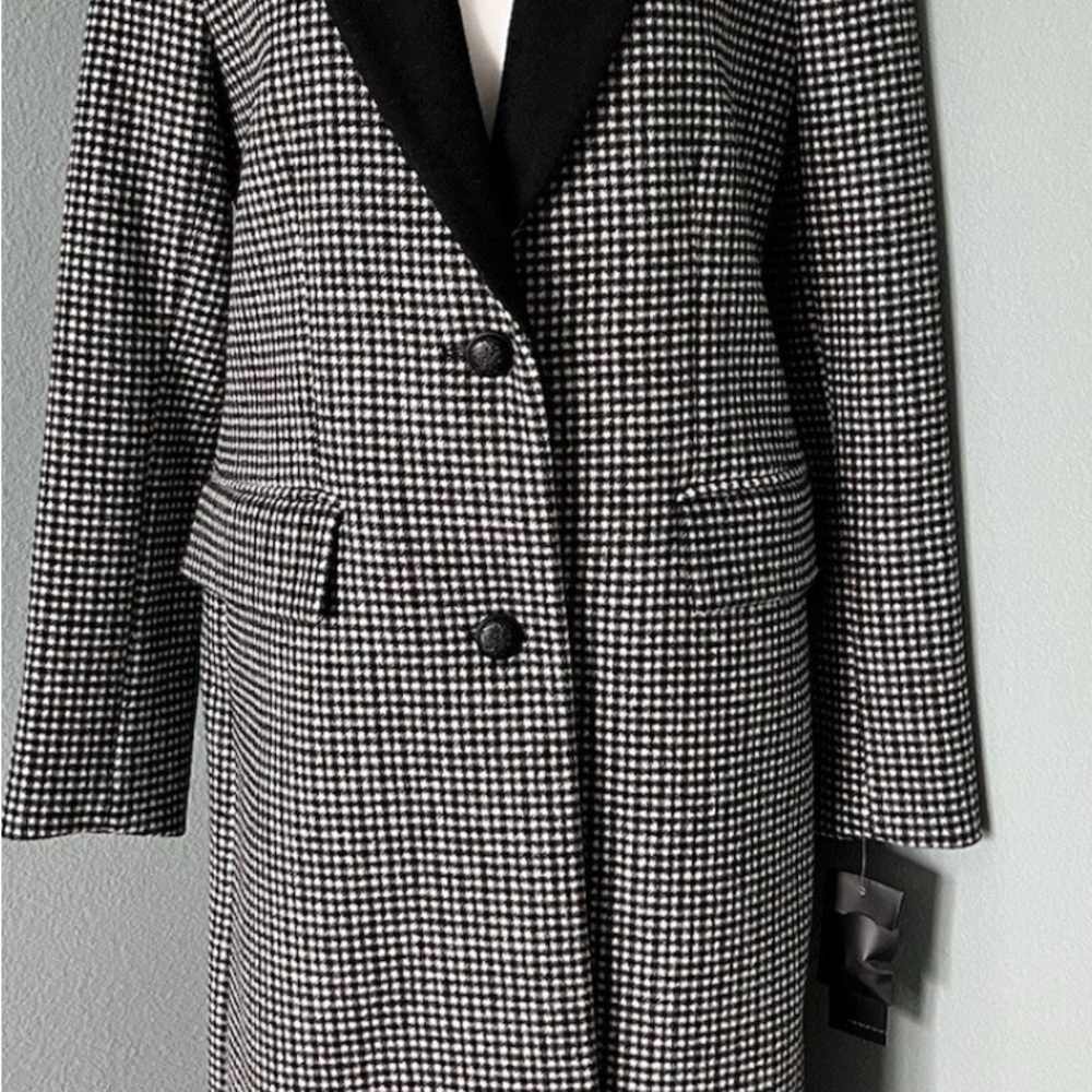 BCBGMaxazria Classic Black and White Houndstooth Women's Coat Size S